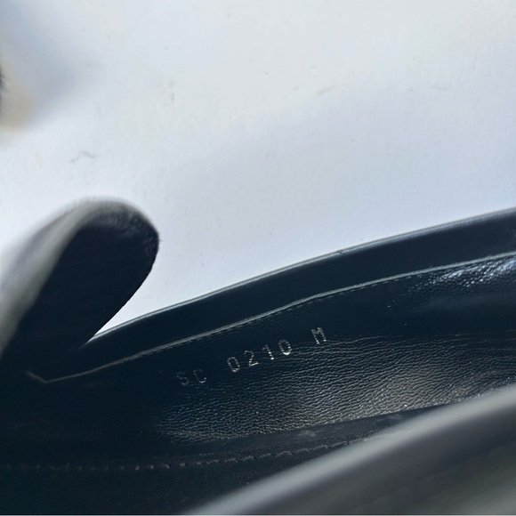 Louis Vuitton Upper Case Flat Black Smoth Leather Loafers Sz 38 - Picture 6 of 11